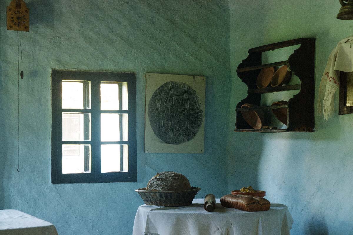 KUMROVEC82 20 04 08