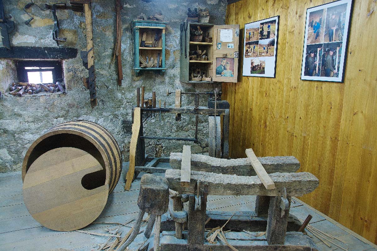 KUMROVEC88 20 04 08