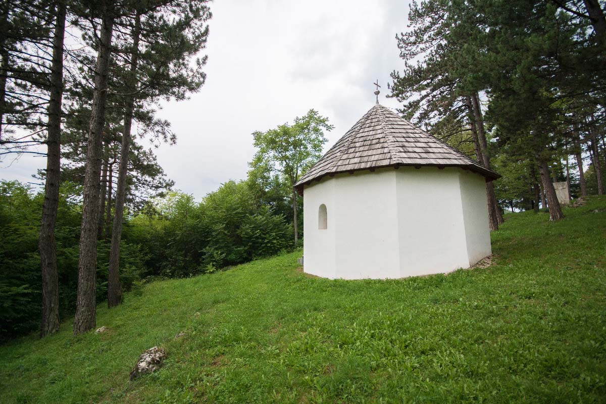 MAJKA BOZJA OD SEDAM ZALOSTI   OTOCAC02 24 09 17