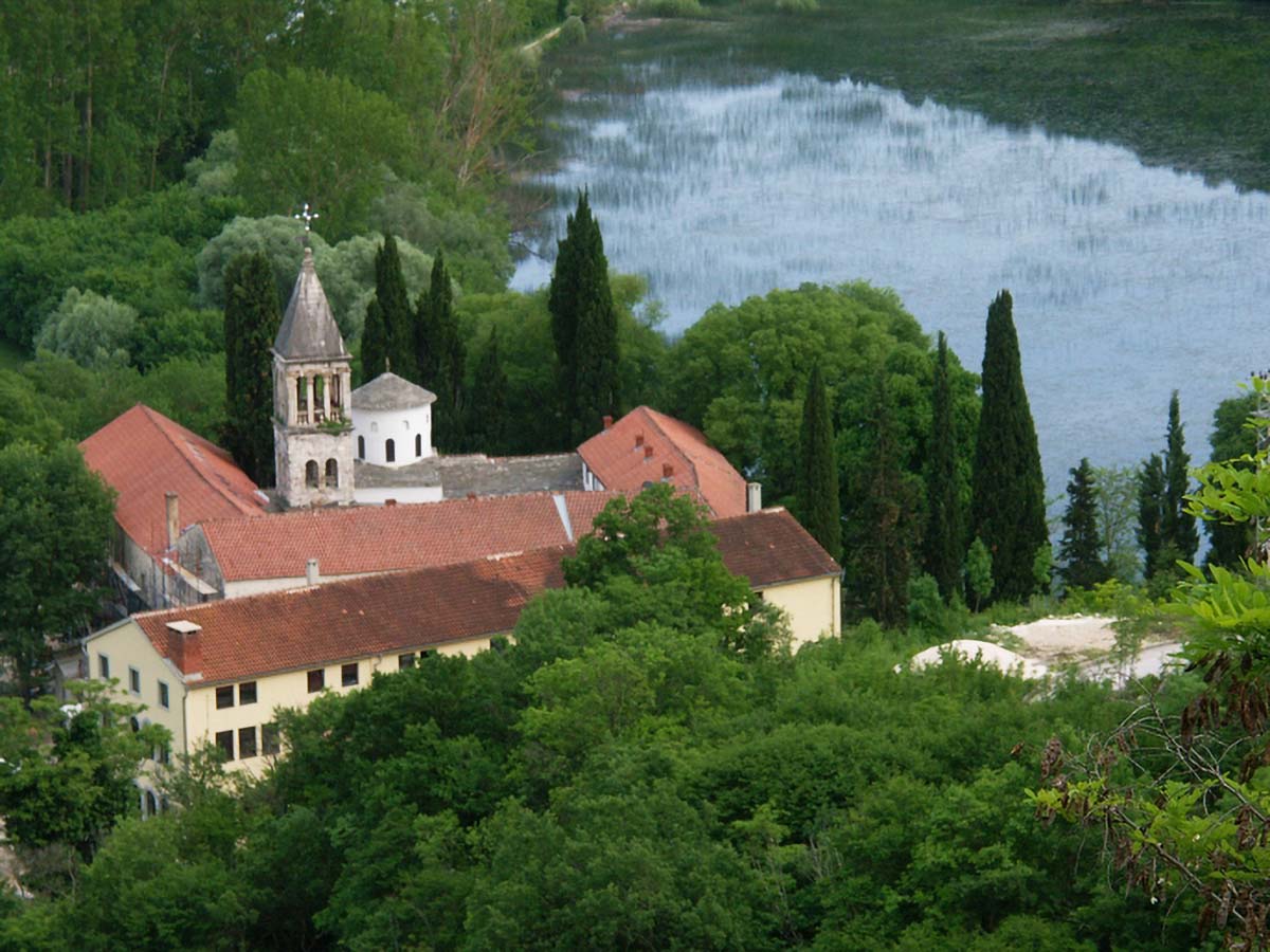 MANASTIR KRKA67 16 05 10