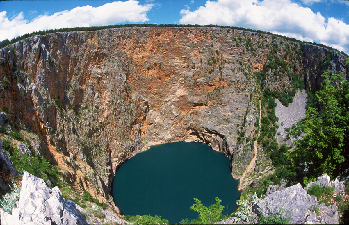 CRVENO JEZERO K22B48