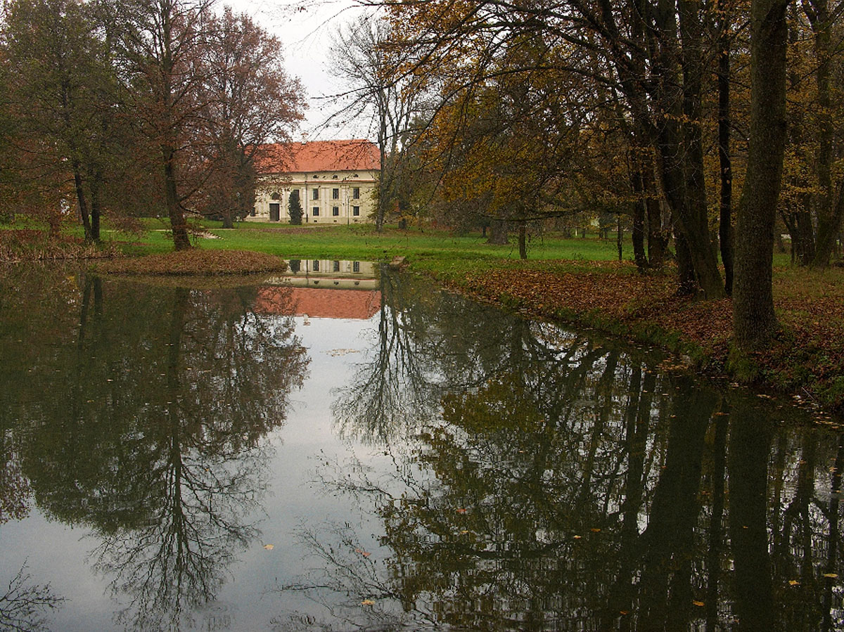 BALAGOVI DVORI45 15. 11 2005
