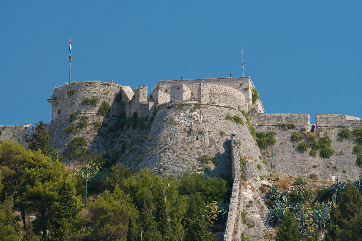 HVAR0040 06 08 15