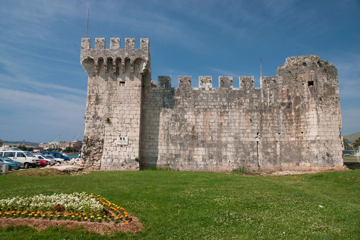 KAMERLENGO04 20 05 11
