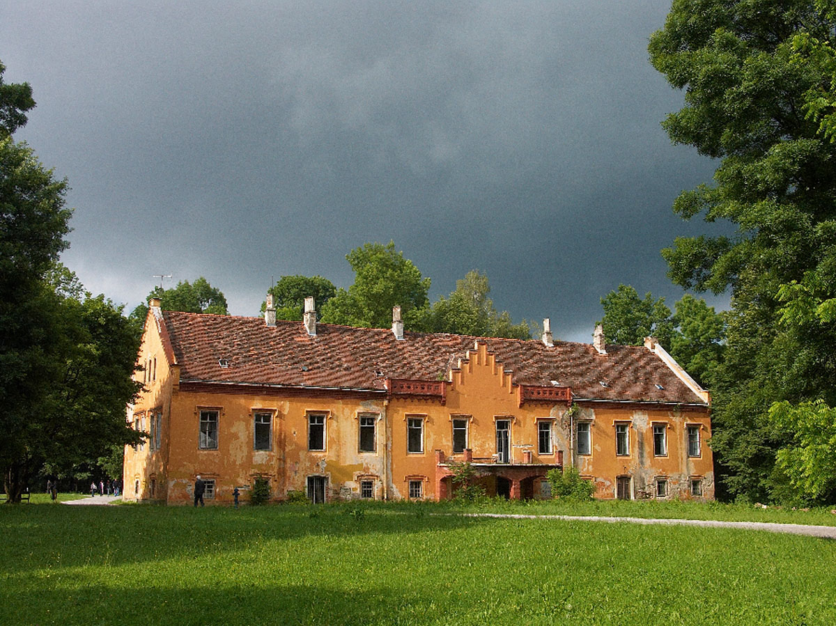 NOVI DVORI JELACICEVI26 10 06 06