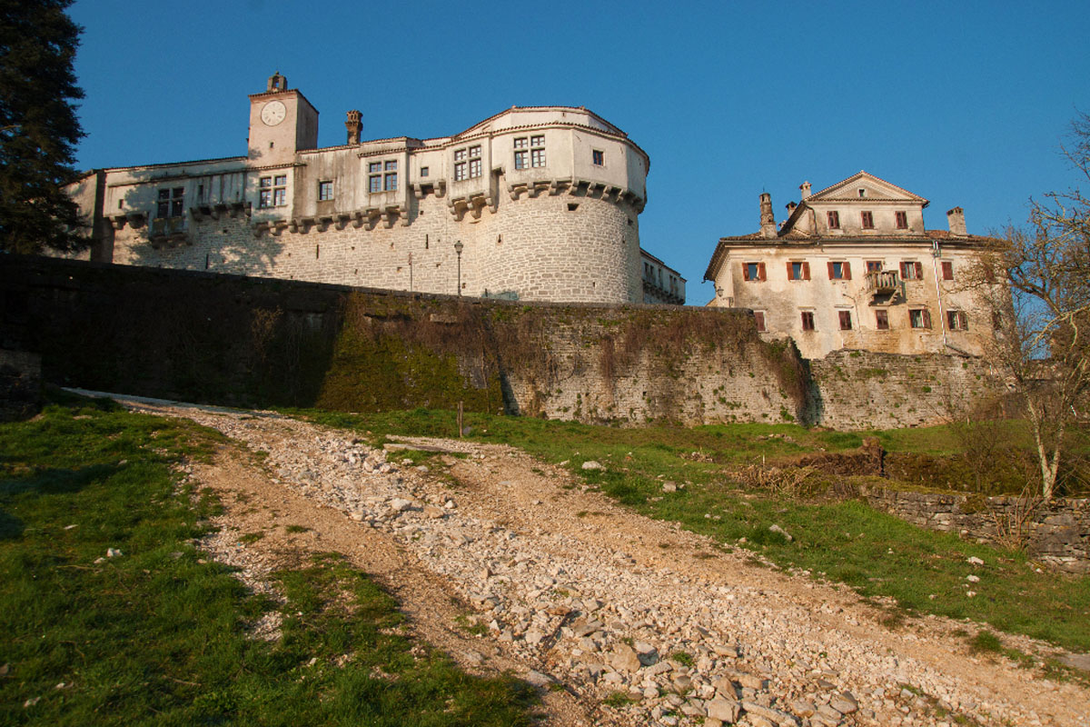 PAZIN KASTEL24 13 03 14