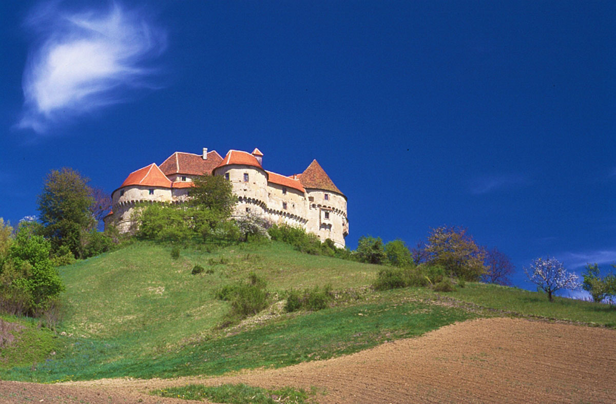 VELIKI TABOR K18C34