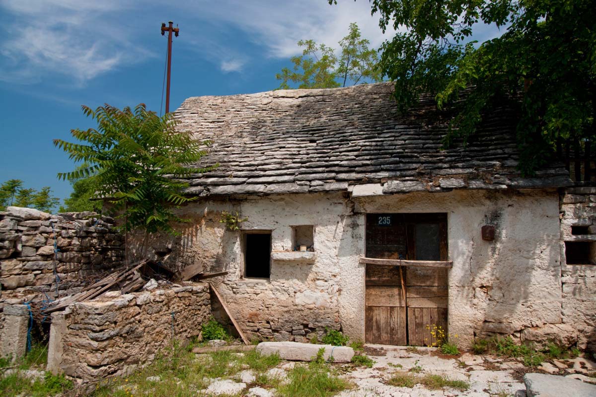 BISKUPIJA04 22 05 11