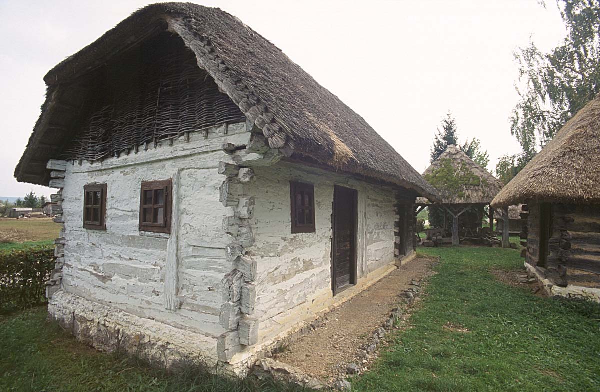 ETNO SELO OZALJ K32D20