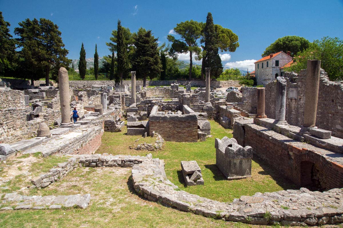 SALONA017 25 05 16