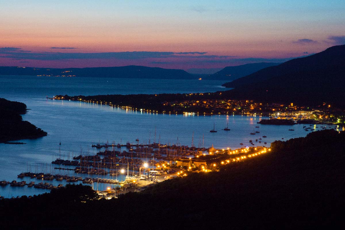 CRES037 21 08 14