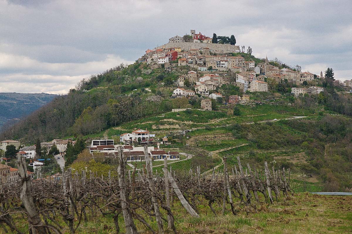 MOTOVUN02 05 04 08