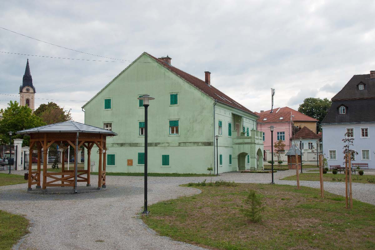 PAKRAC021 16 09 12