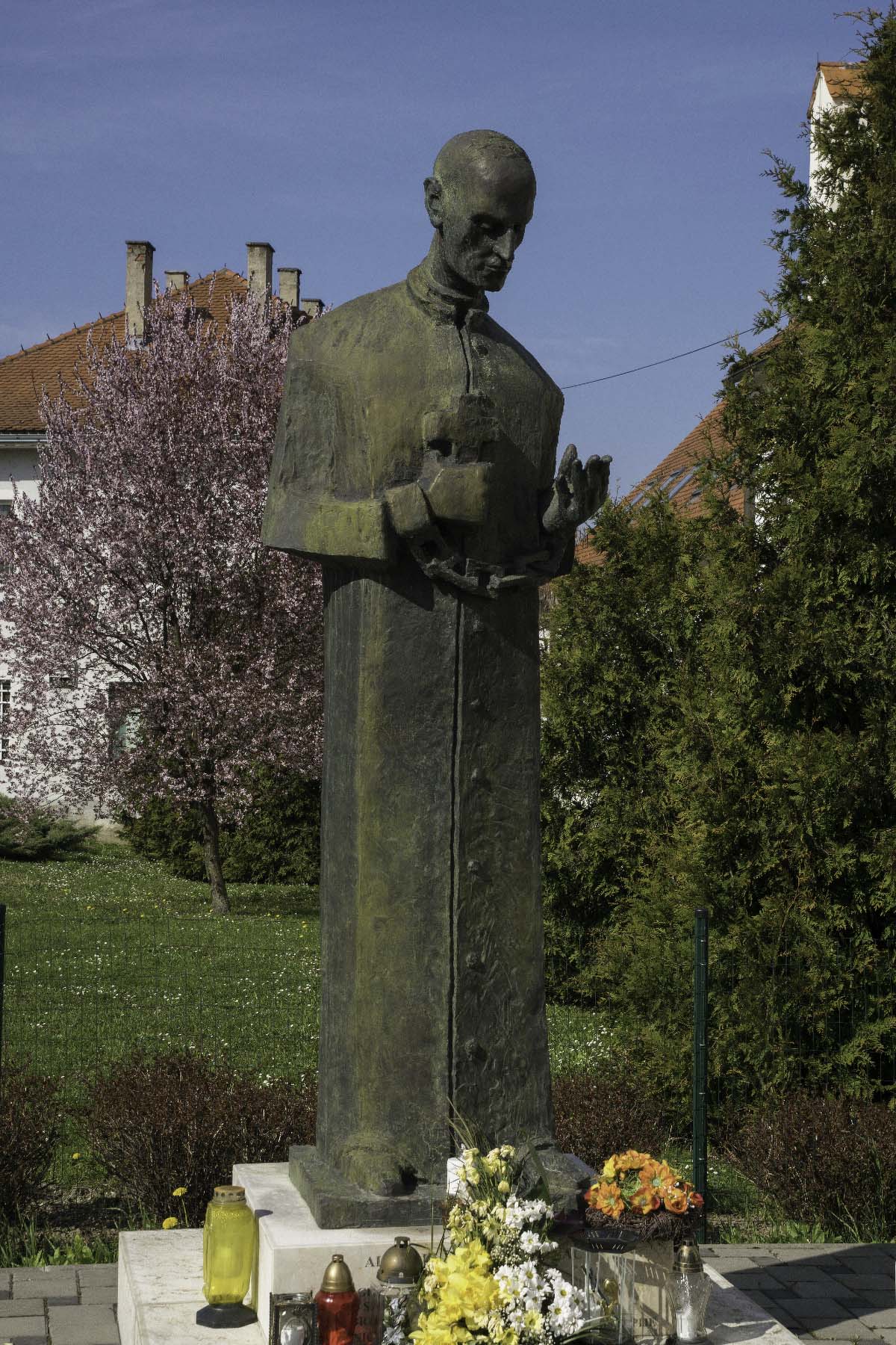 BEZGRESNOG ZACECA BLAZENE DJEVICE MARIJE   LEPOGLAVA03 11 04 15
