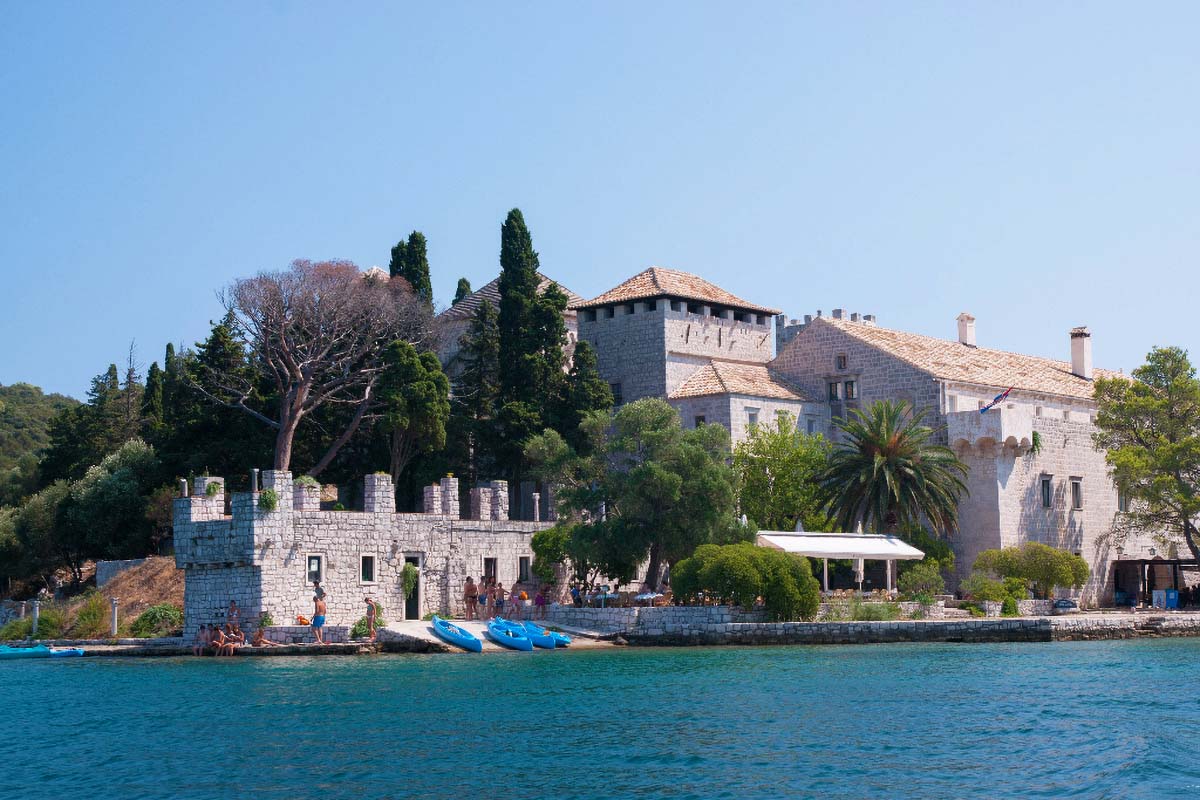 MLJET0353 11 08 13