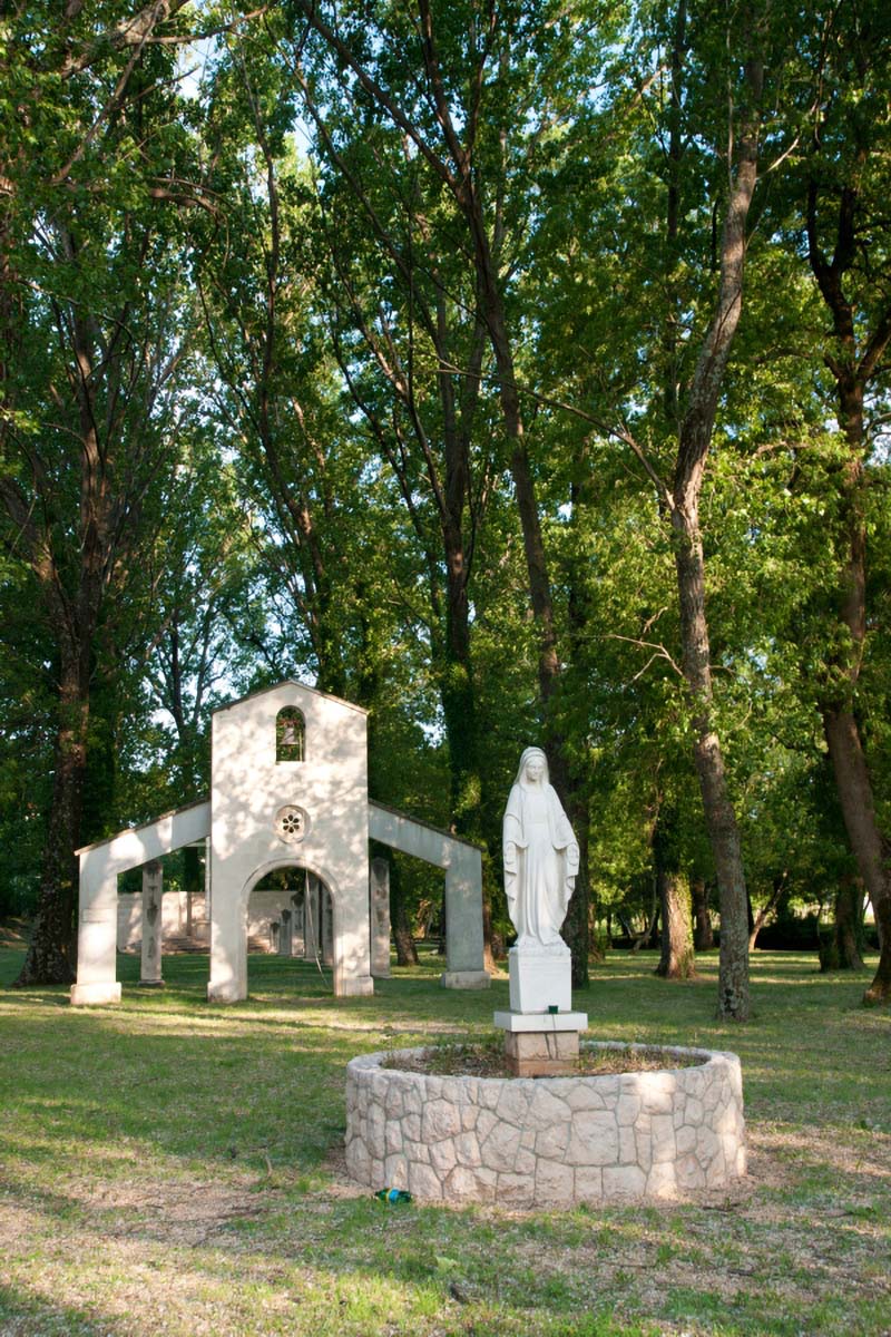 ZELENA KATEDRALA04 17 05 11