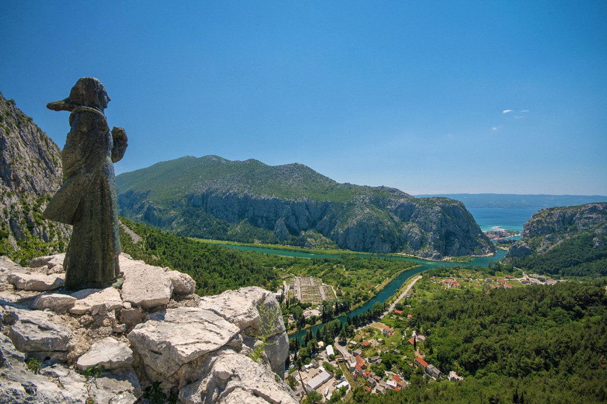 CETINA18 21 05 16