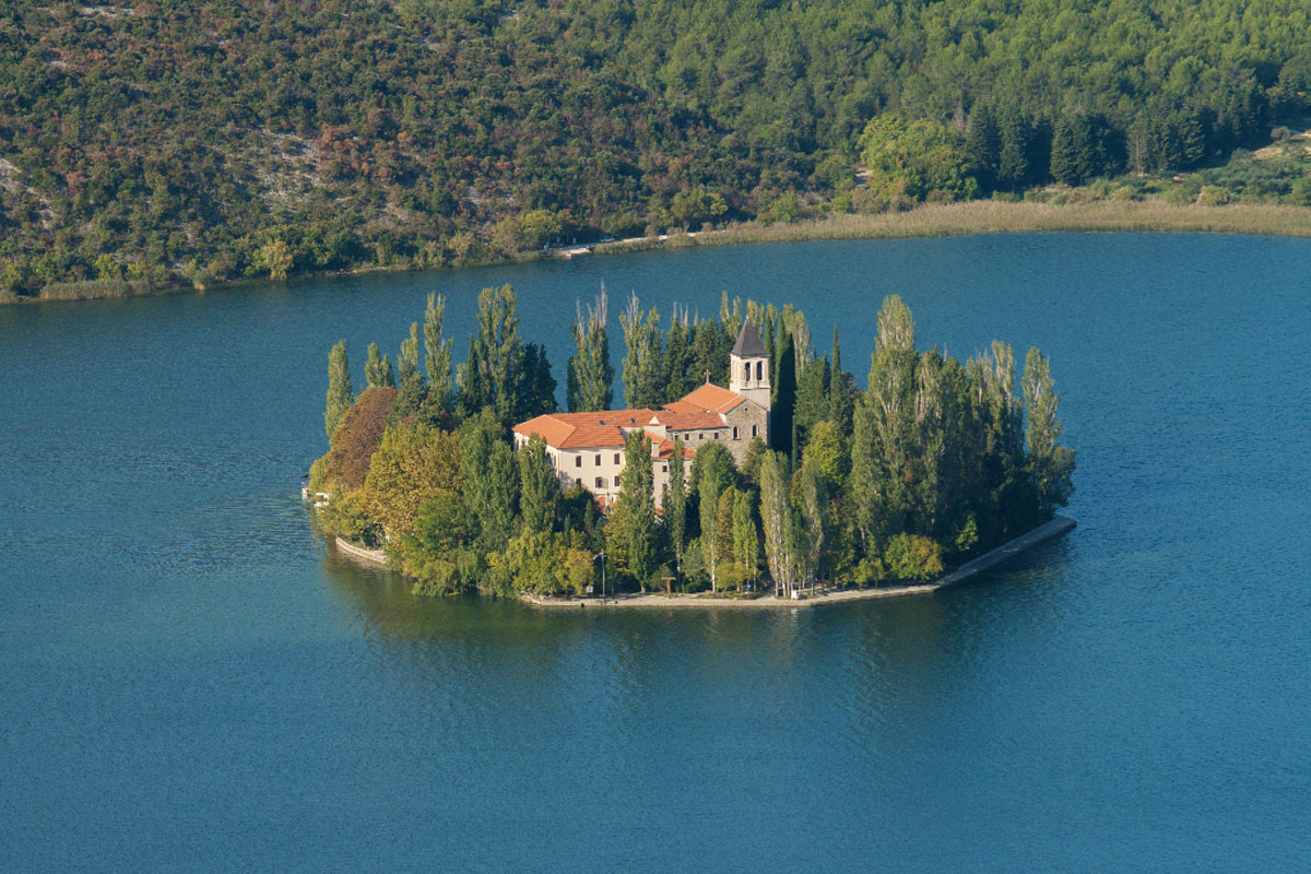 VISOVAC03 28 09 17