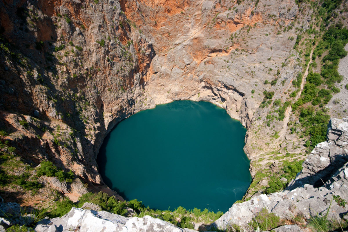 CRVENO JEZERO31 14 05 11