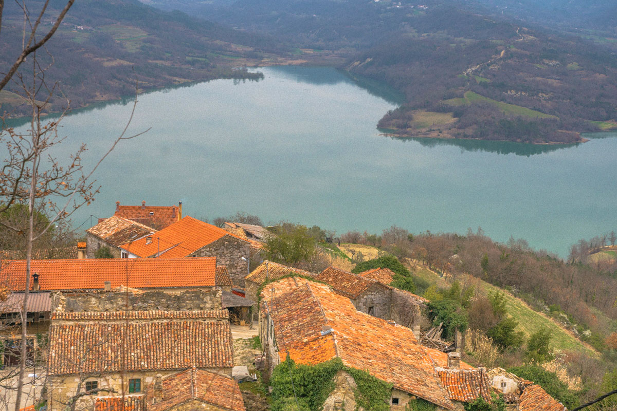 JEZERO BUTONIGA13 21 03 17