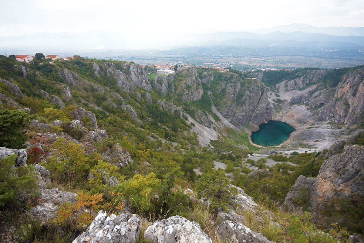 MODRO JEZERO76 10 10 09